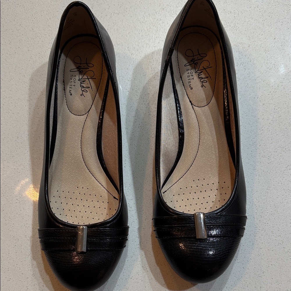 Life Stride Soft Systems Black Women's Flats Shoes Size 9 - Picture 2 of 11